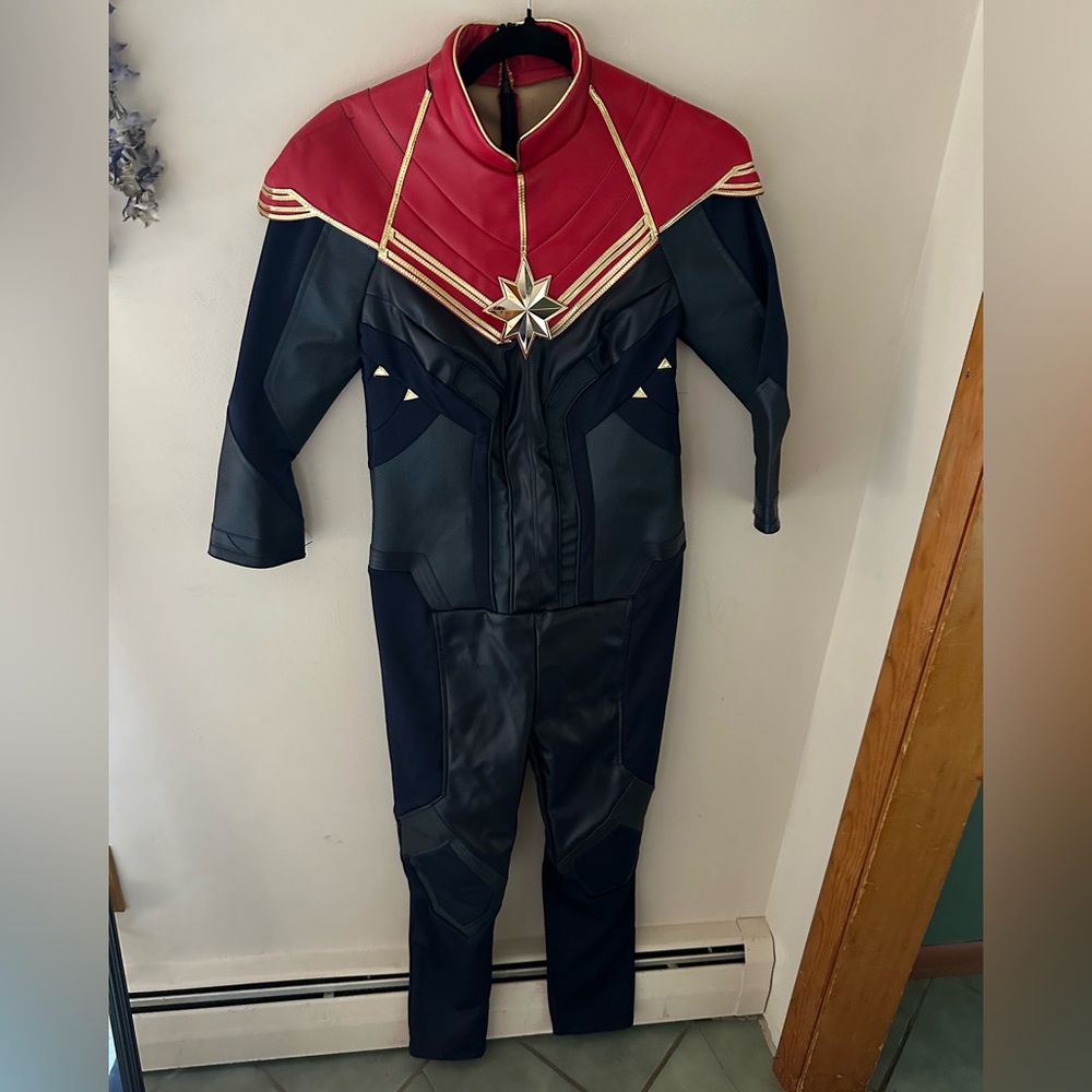 Captain Marvel Carol Danvers Cosplay Suit Costume Women Large w/ boots, gloves